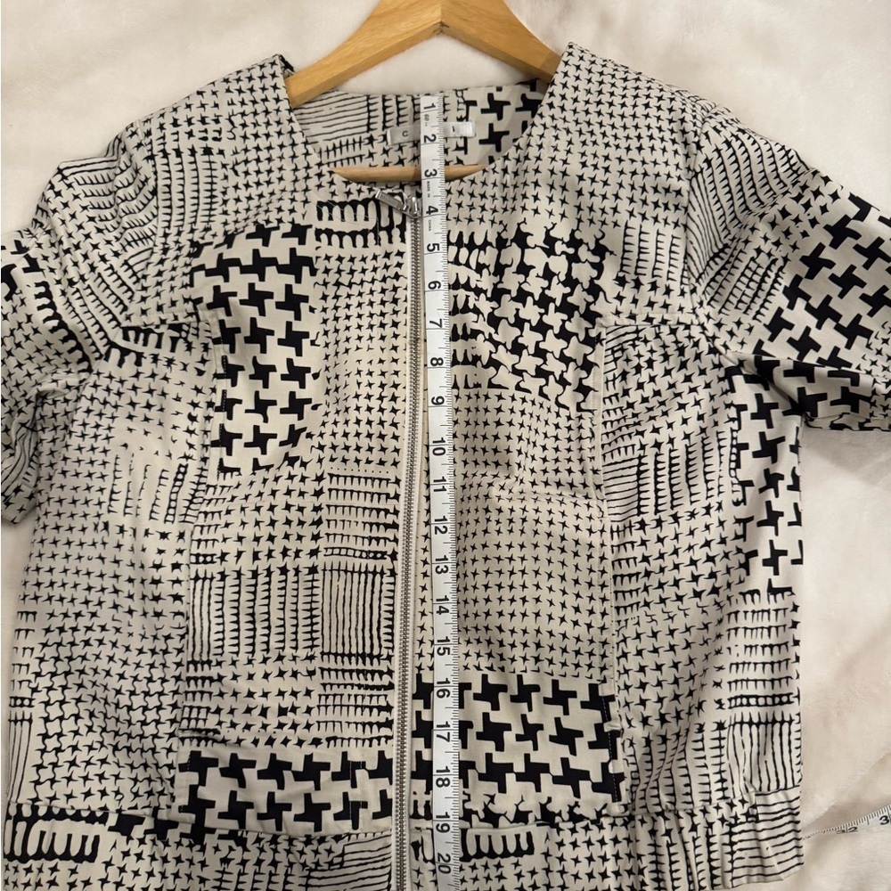 CAbi- Coupe Bomber Jacket  Off-White and Black Jacket-Medium - Picture 3 of 10